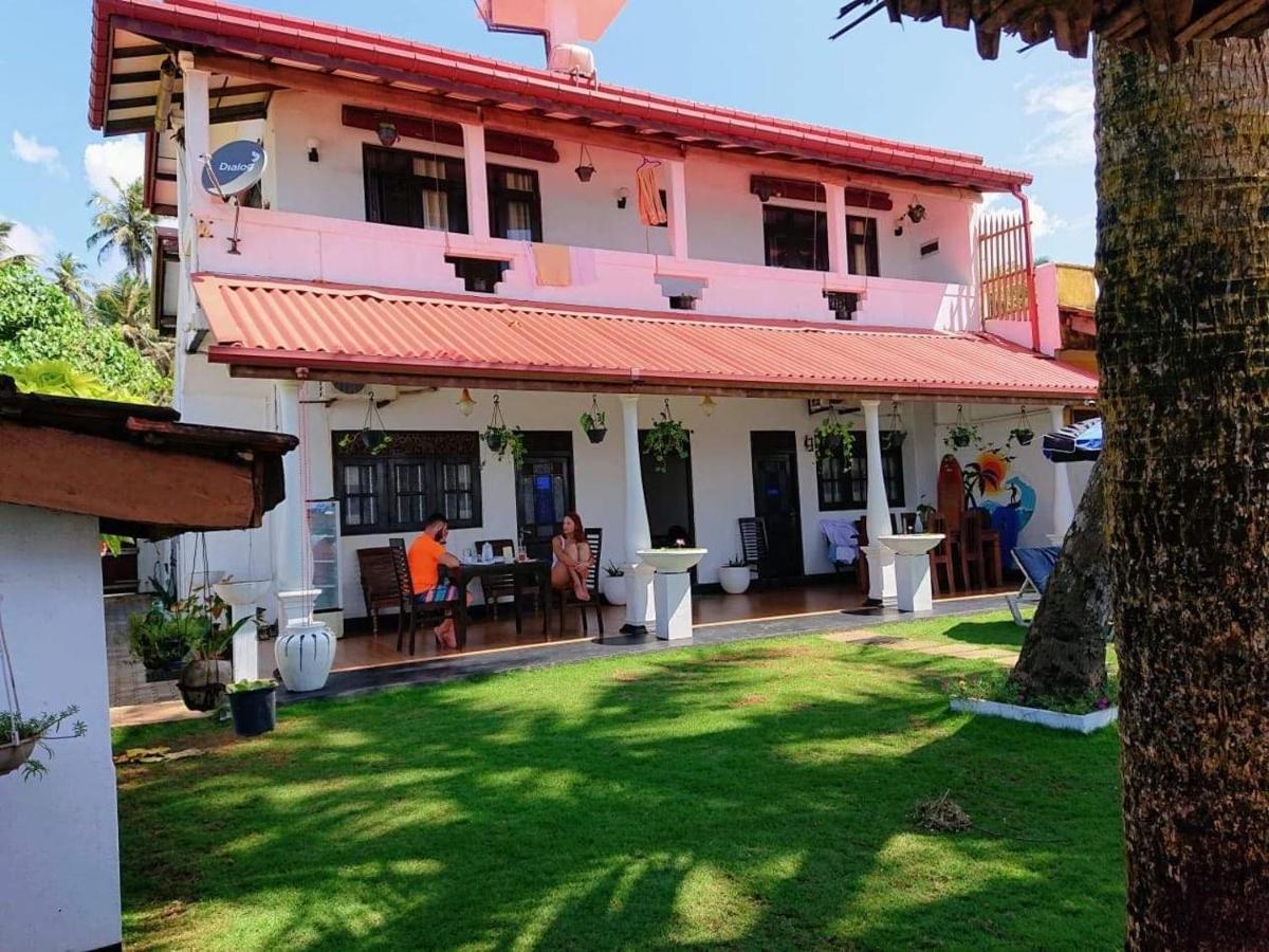 Ashen'S Beach House Boossa ภายนอก รูปภาพ