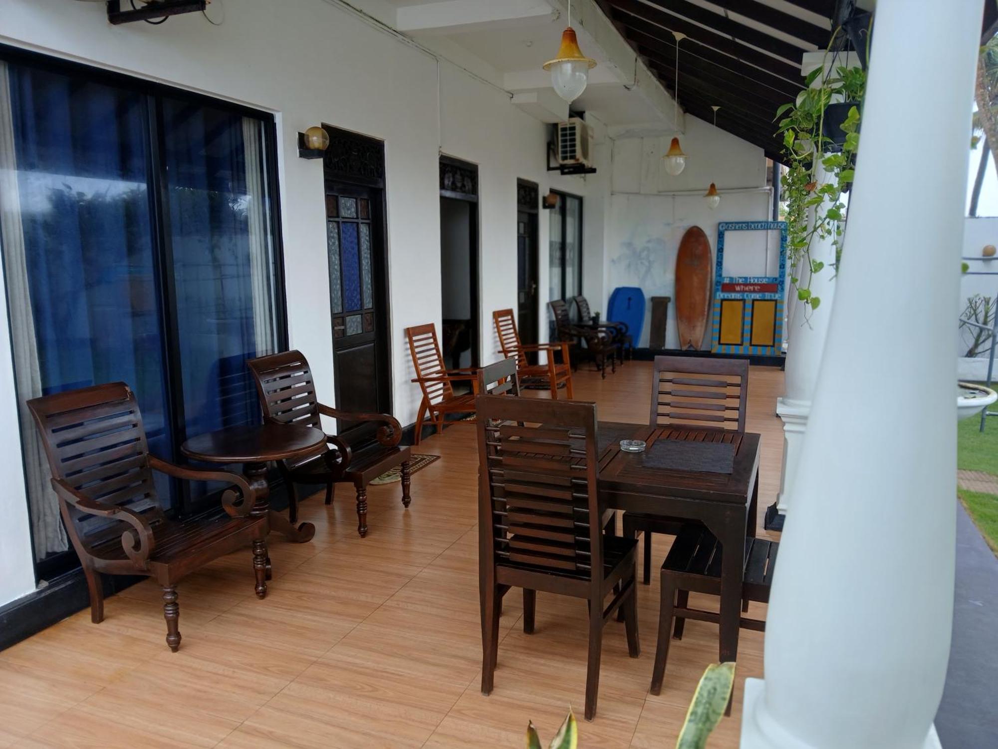 Ashen'S Beach House Boossa ภายนอก รูปภาพ