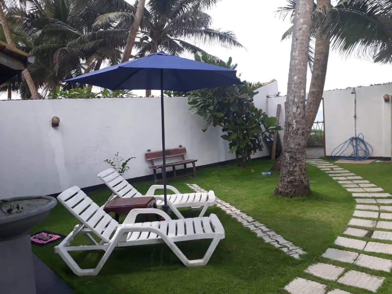 Ashen'S Beach House Boossa ภายนอก รูปภาพ