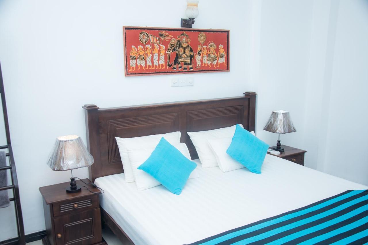 Ashen'S Beach House Boossa ภายนอก รูปภาพ