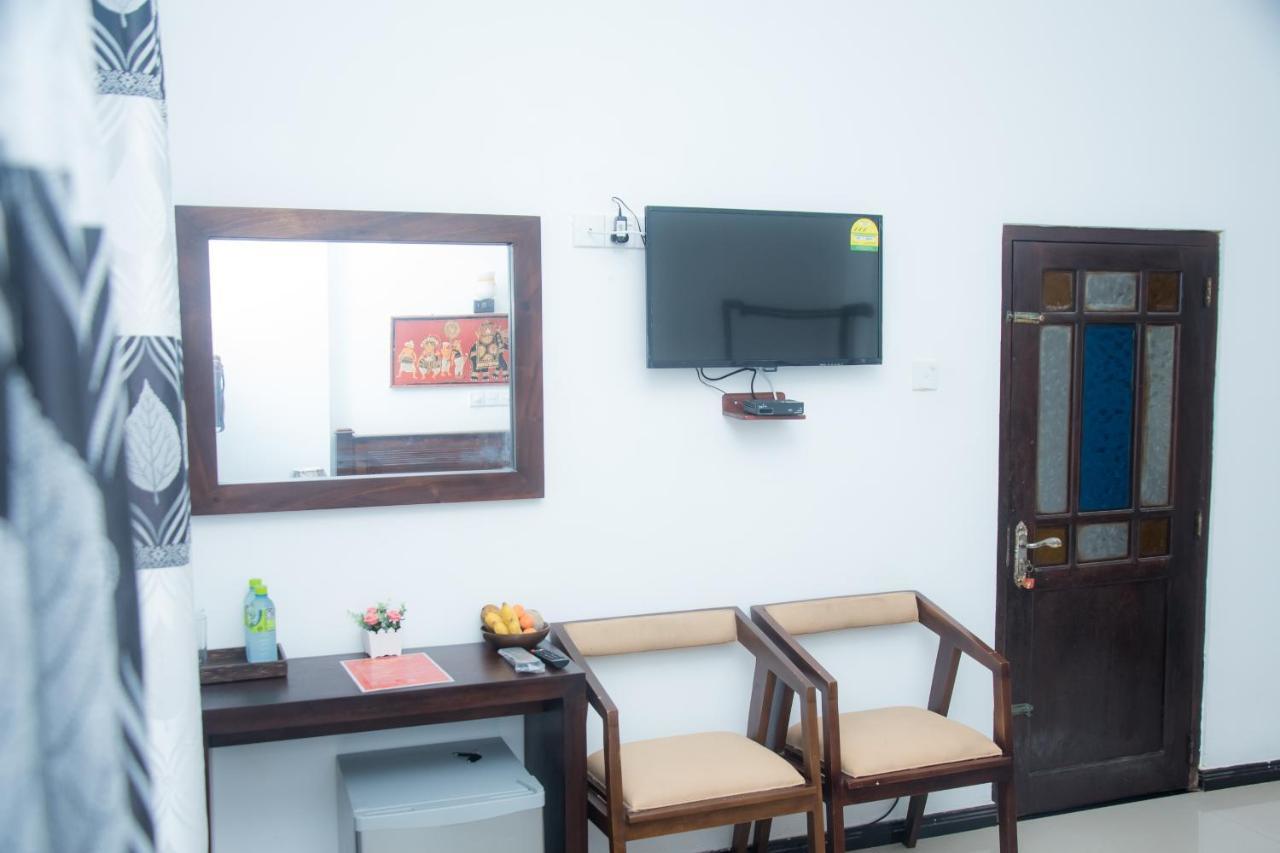 Ashen'S Beach House Boossa ภายนอก รูปภาพ